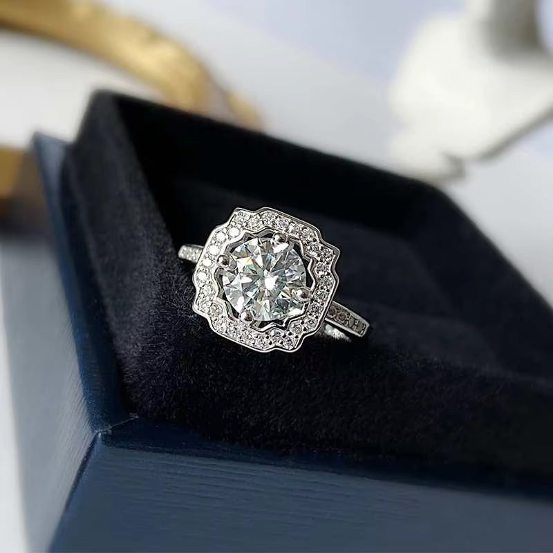 S925 Silver Moissanite Class D 1 Carat Japanese and Korean Retro White Personality Women'S Ring